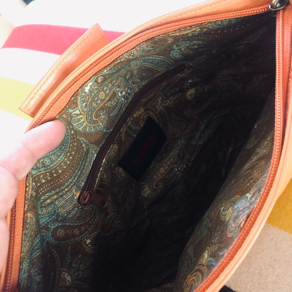 HOBO fold over clutch - Picture 4 of 4